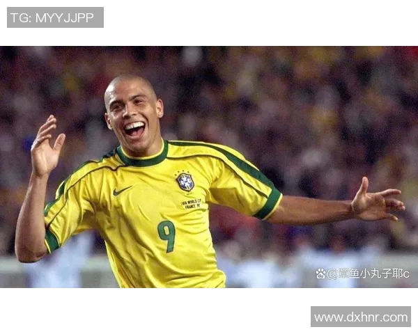 足球明星之争谁才是最强者揭晓历史与现状的巅峰对决 足球明星之争谁才是最强者揭晓历史与现状的巅峰对决